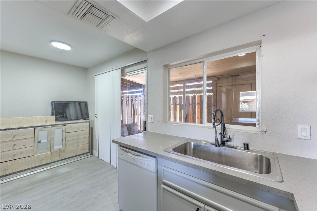 4770 Topaz Street 57 Las Vegas NV 89121