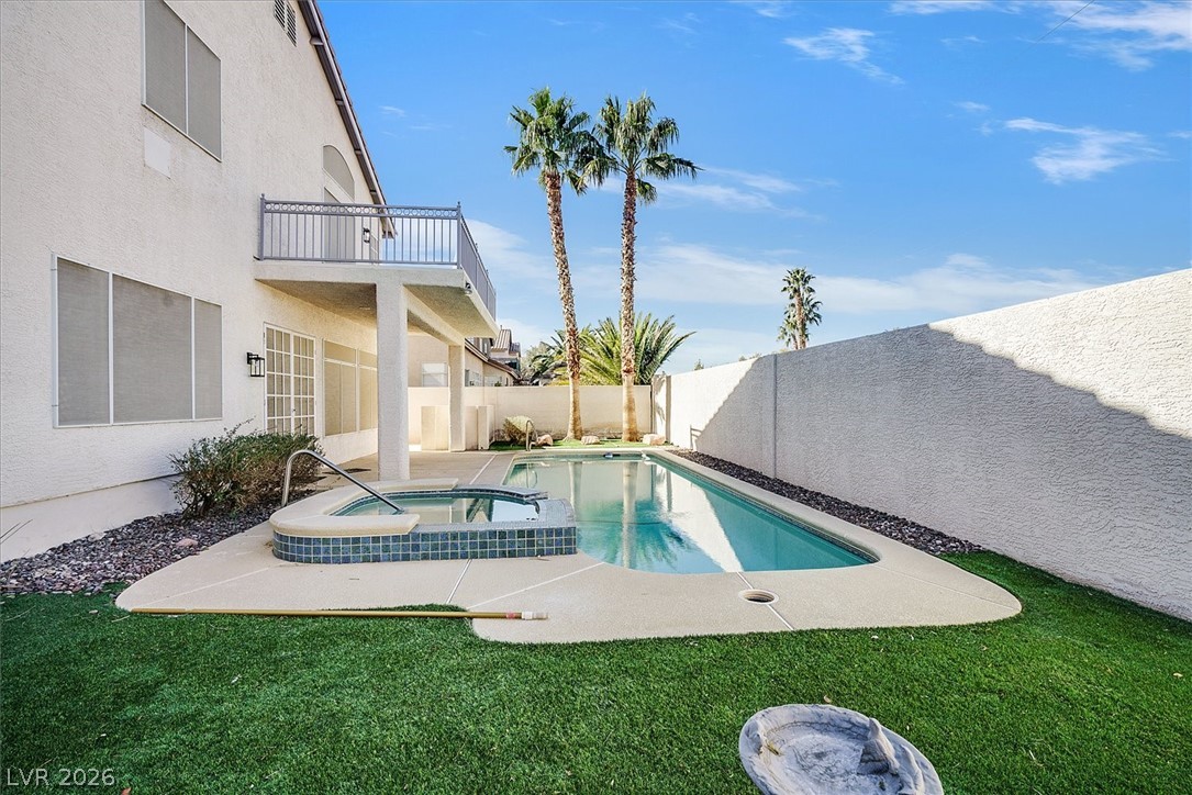 2008 Trailside Village Avenue Henderson NV 89012