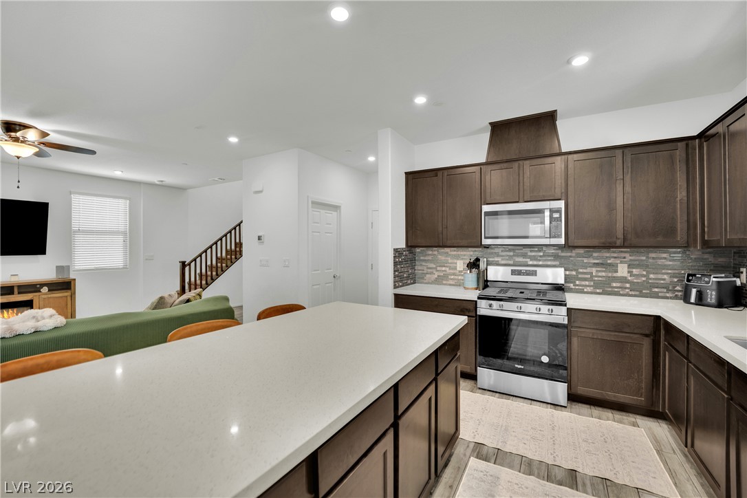 6123 Rose Springs Avenue Las Vegas NV 89130