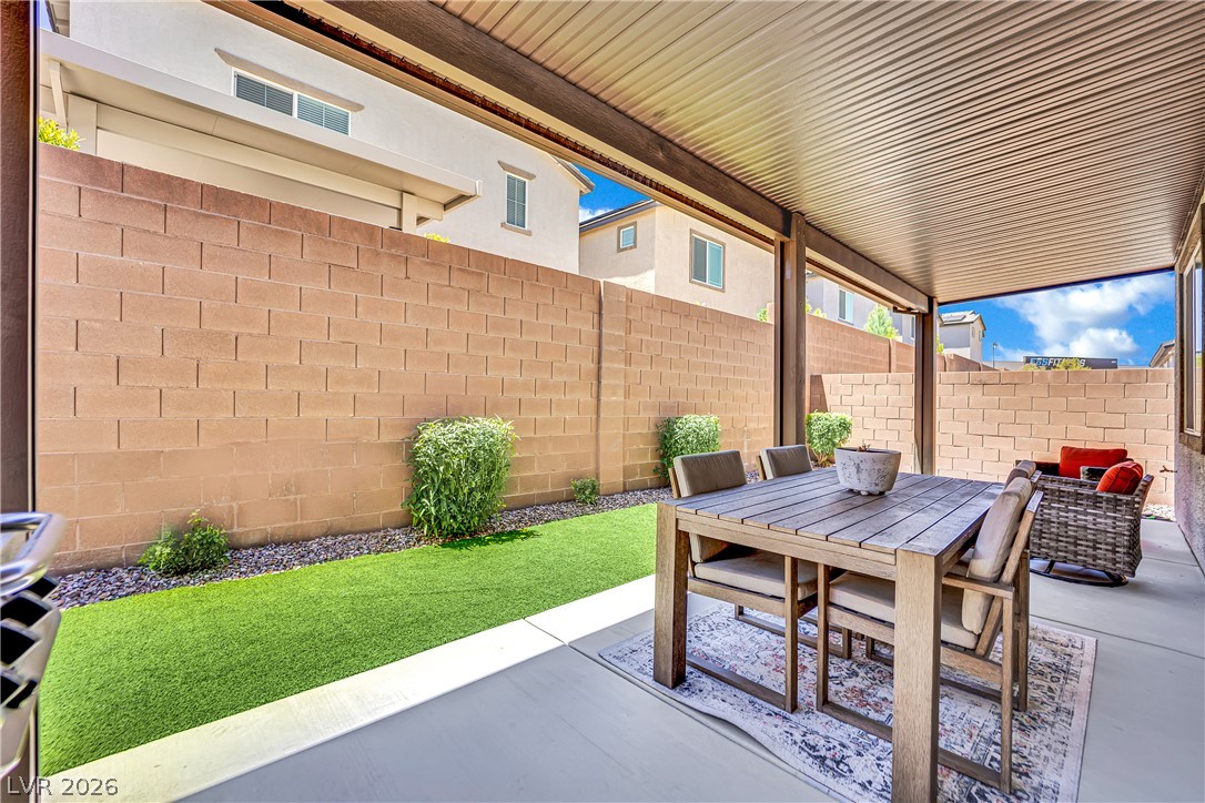 6123 Rose Springs Avenue Las Vegas NV 89130