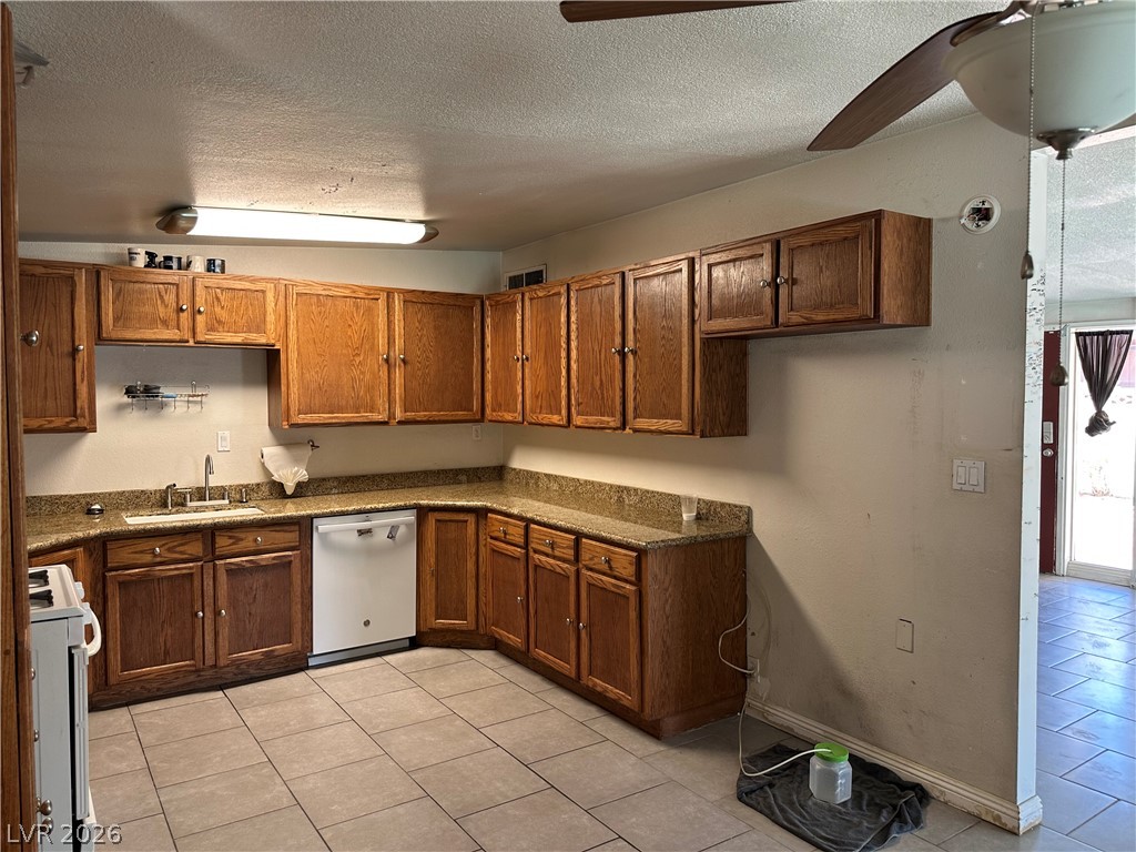 1571 Serenada Avenue Las Vegas NV 89169