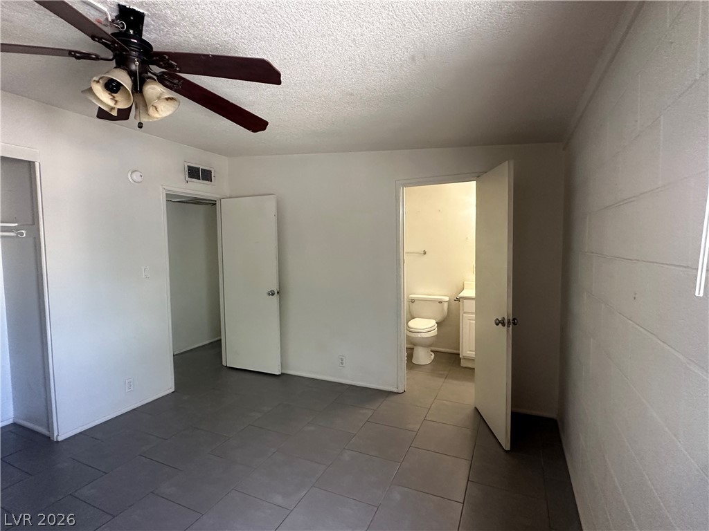1571 Serenada Avenue Las Vegas NV 89169