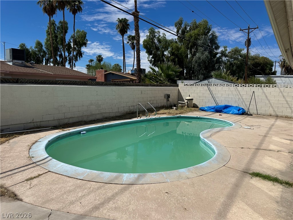 1571 Serenada Avenue Las Vegas NV 89169