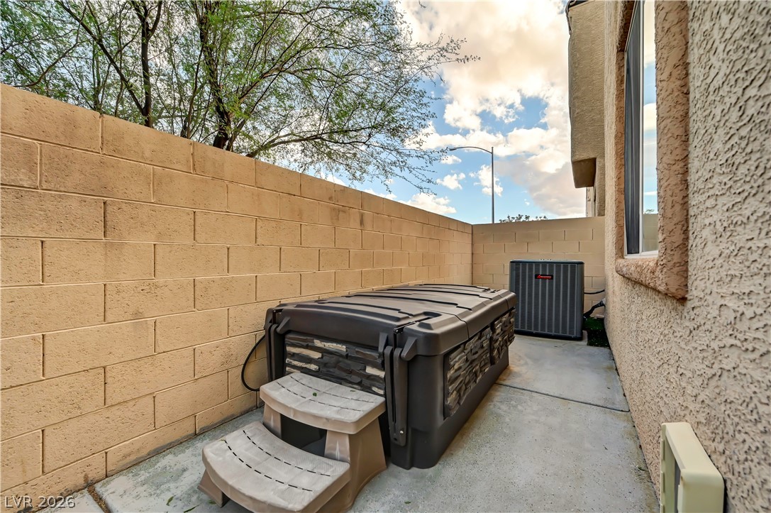 7466 Speedwell Cavern Street Las Vegas NV 89139