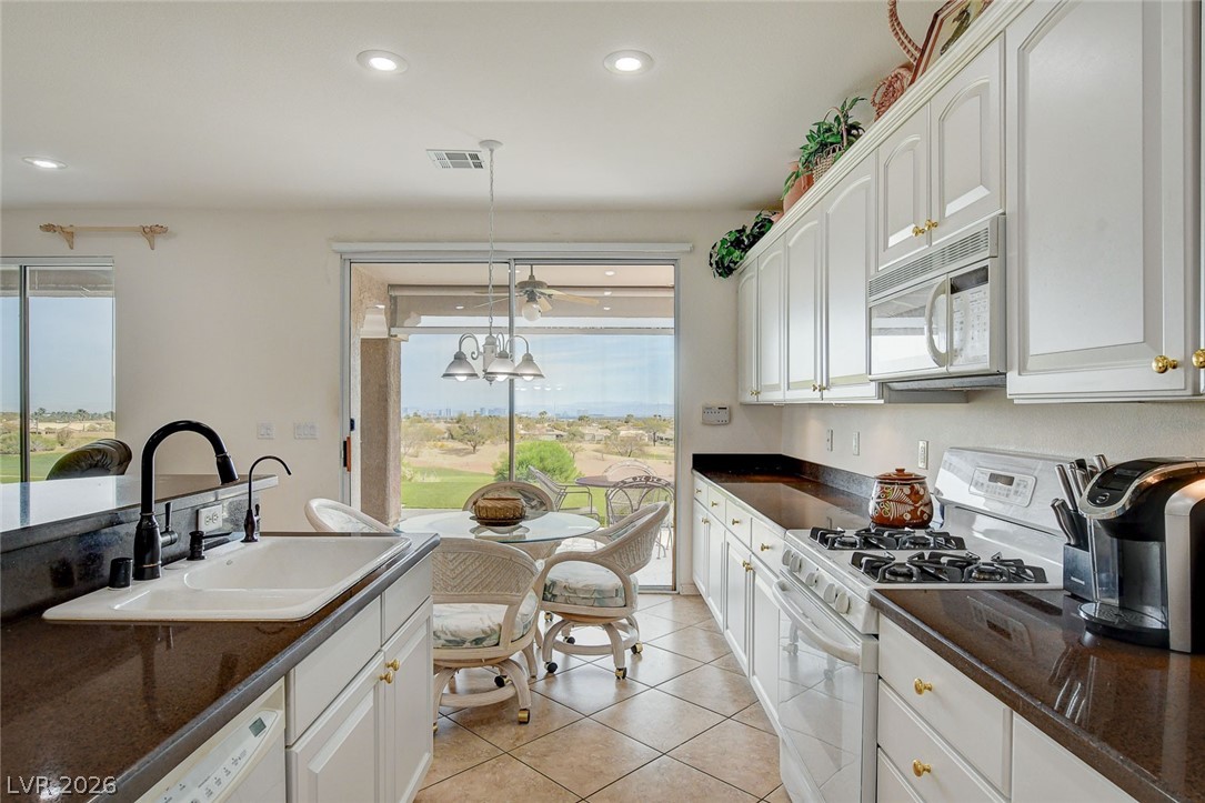 4634 Bersaglio Street Las Vegas NV 89135