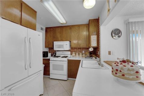 7274 Pinebrook Circle Las Vegas NV 89147