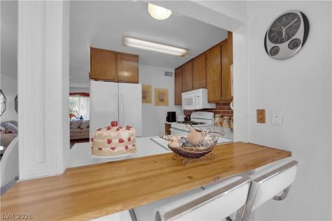 7274 Pinebrook Circle Las Vegas NV 89147