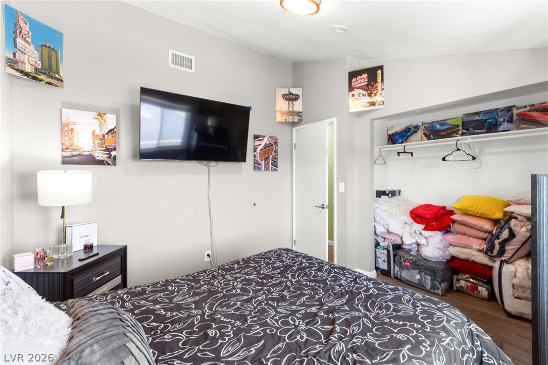 7733 Parakeet Avenue Las Vegas NV 89145