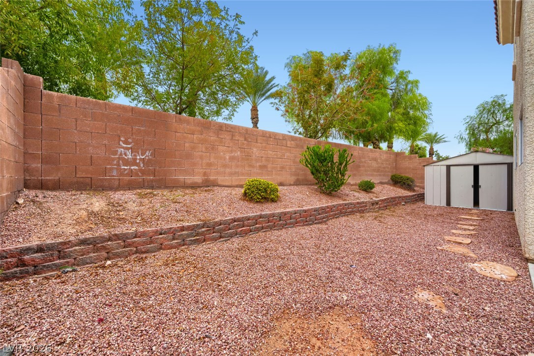 676 Haunts Walk Avenue Las Vegas NV 89178