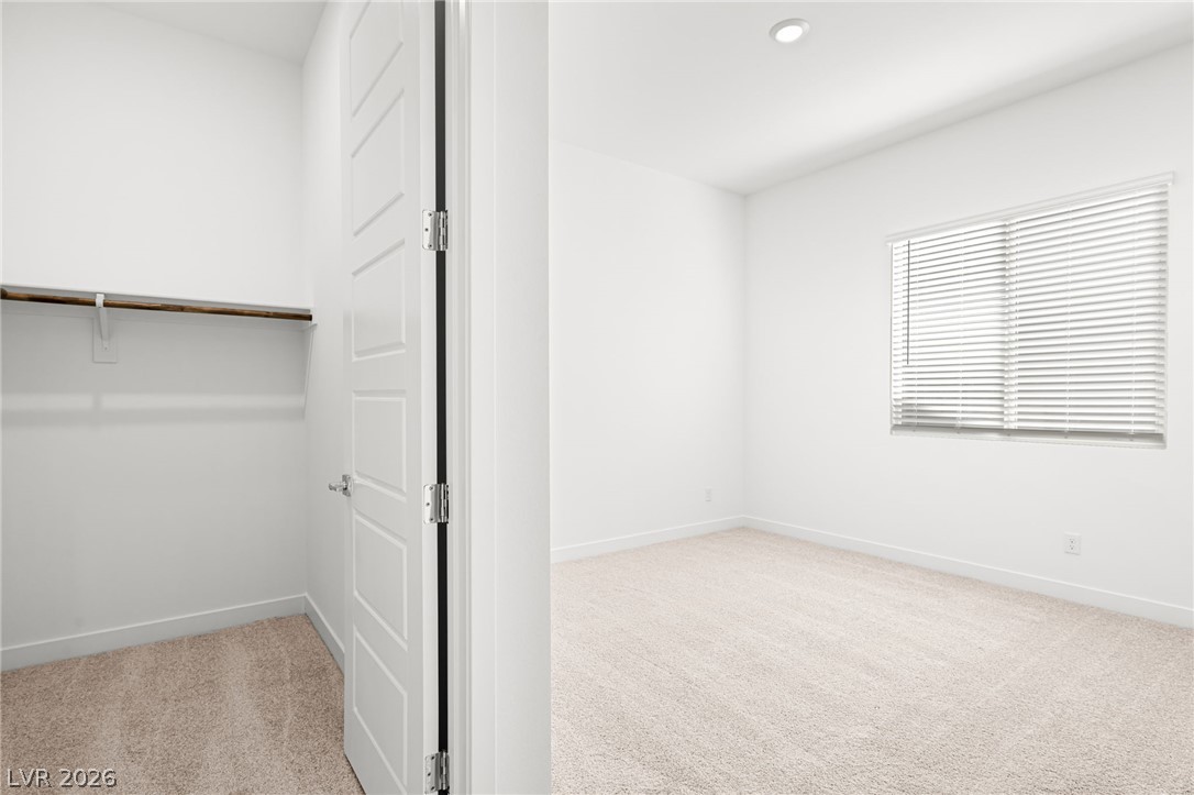 10142 Diana Summit Street Las Vegas NV 89143