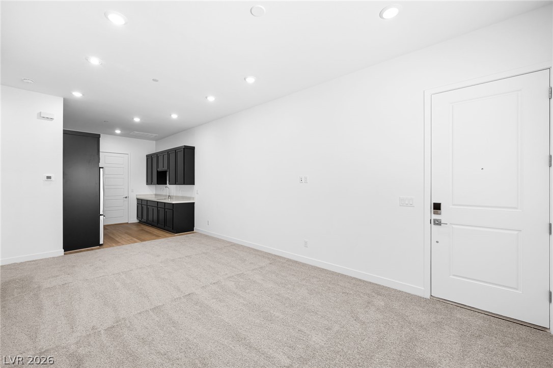 10142 Diana Summit Street Las Vegas NV 89143