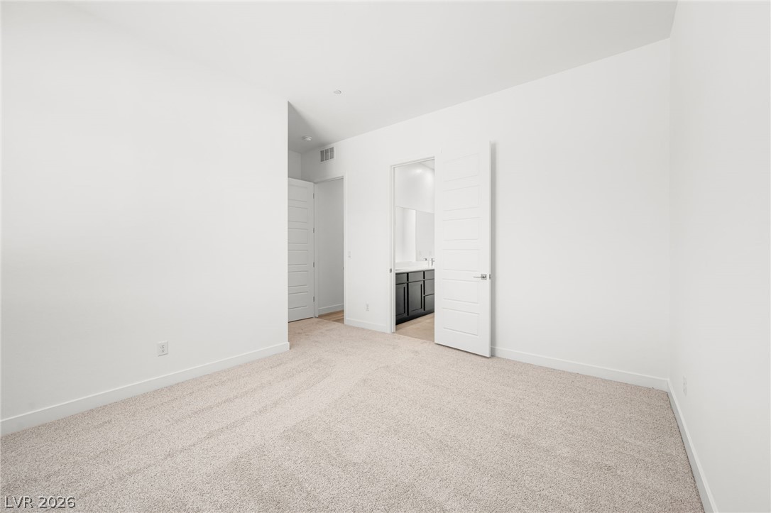 10142 Diana Summit Street Las Vegas NV 89143