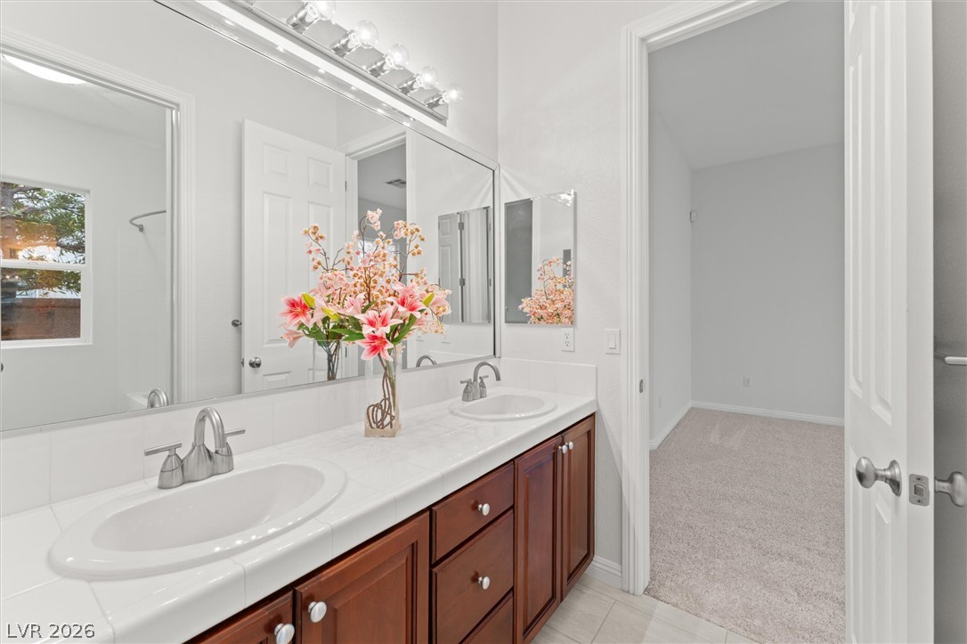 9429 Queen Charlotte Drive Las Vegas NV 89145