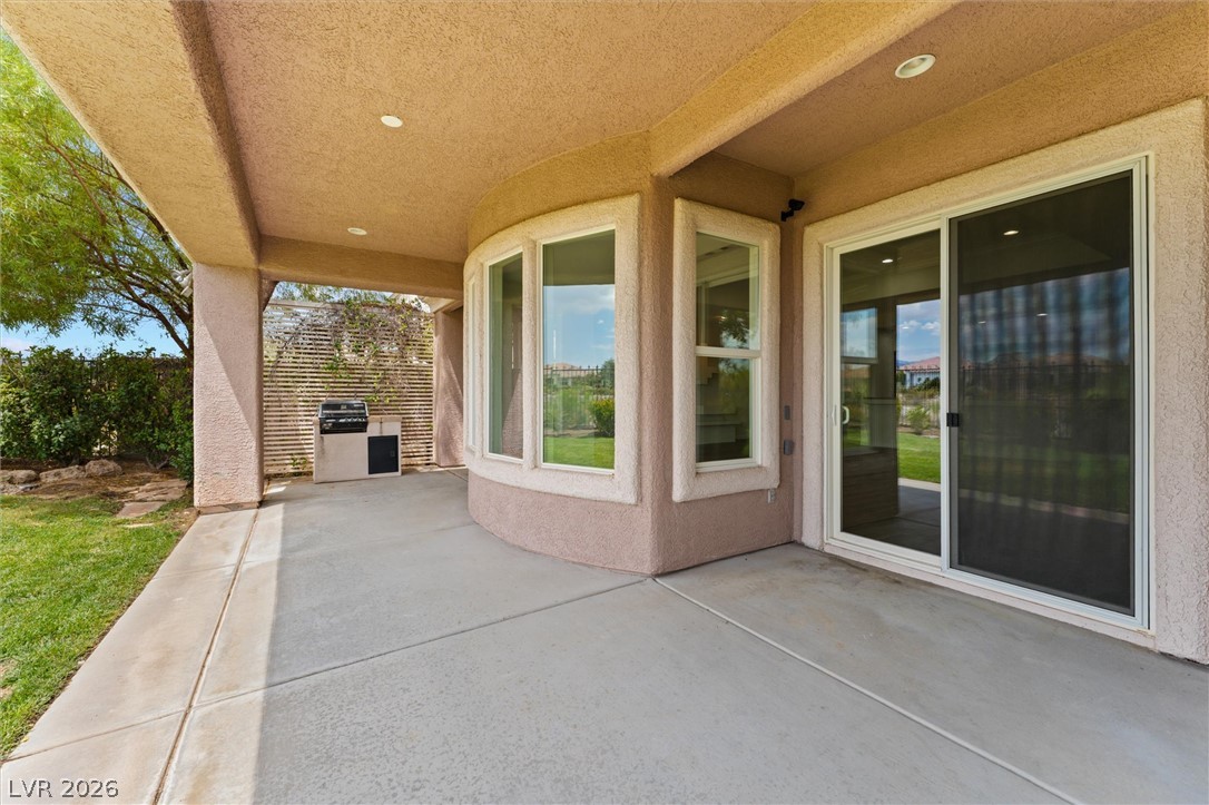 9429 Queen Charlotte Drive Las Vegas NV 89145