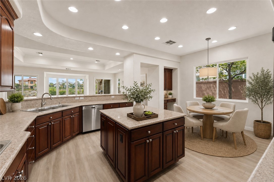 9429 Queen Charlotte Drive Las Vegas NV 89145