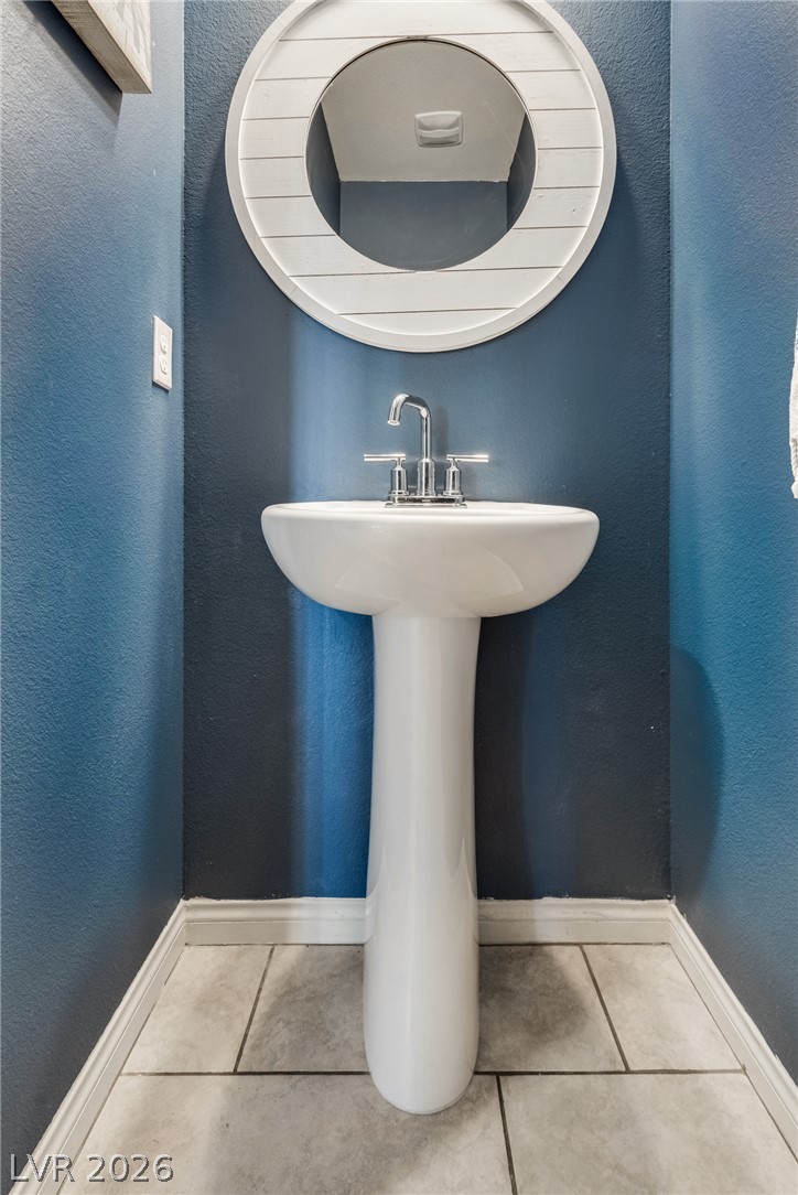 9273 Bluemist Falls Street Las Vegas NV 89123