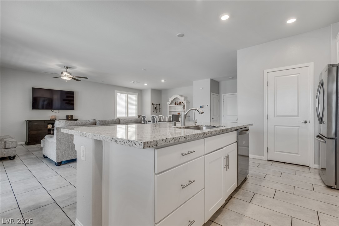 9273 Bluemist Falls Street Las Vegas NV 89123