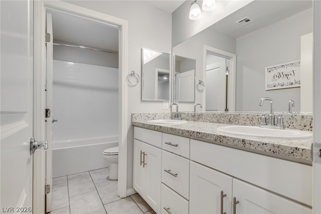 9273 Bluemist Falls Street Las Vegas NV 89123