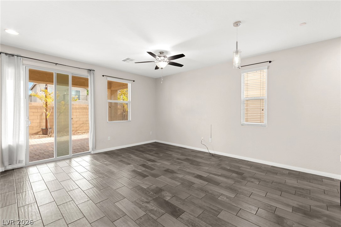 6345 Amelia Ridge Avenue Las Vegas NV 89141