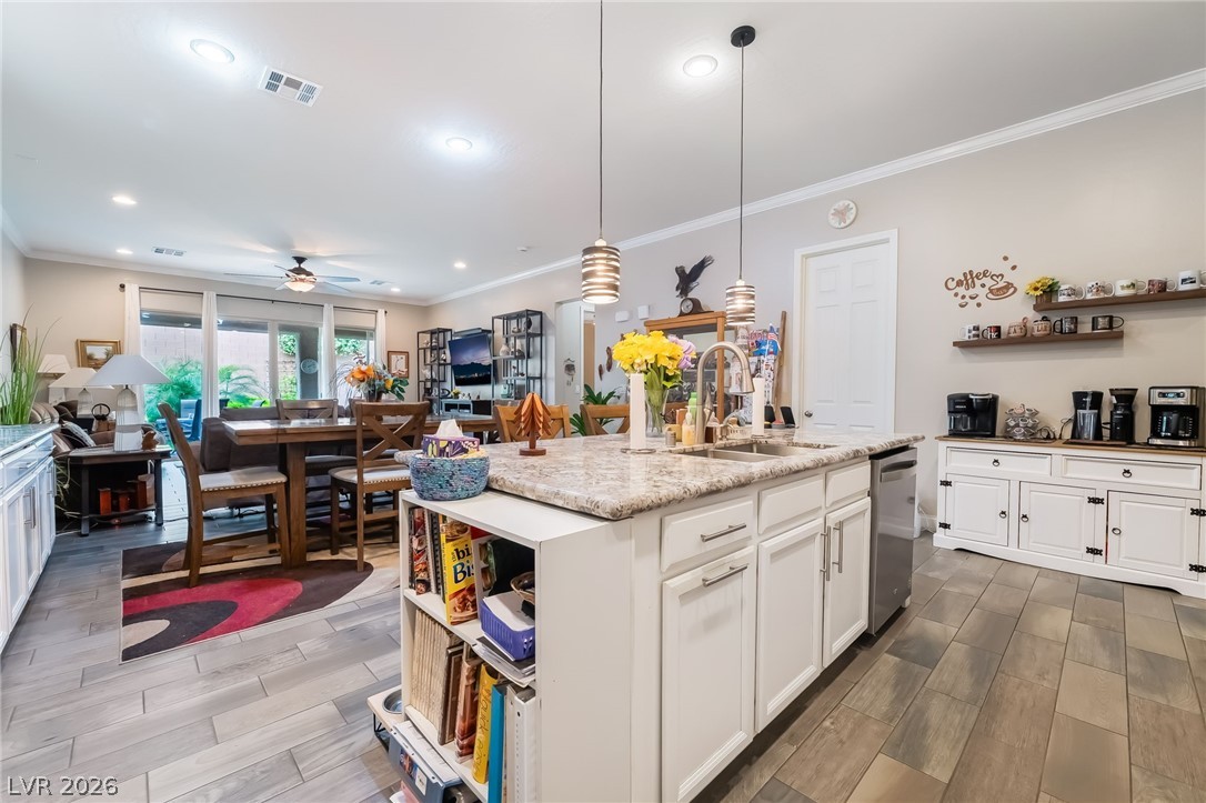 8651 Loretta Bay Street Las Vegas NV 89178