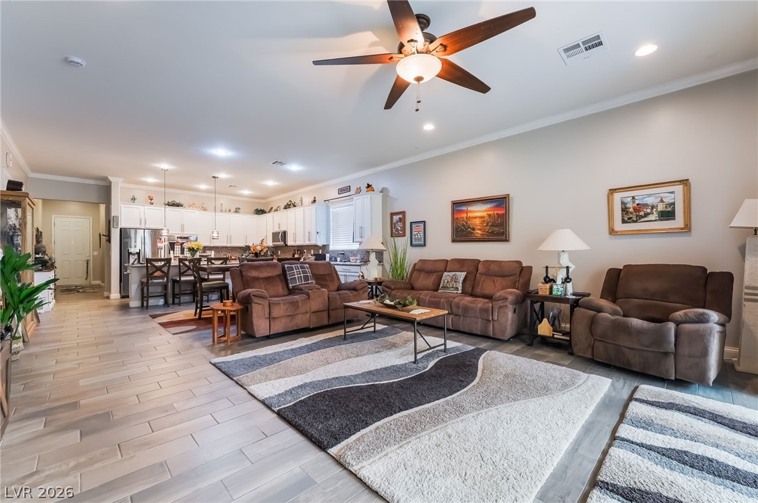 8651 Loretta Bay Street Las Vegas NV 89178
