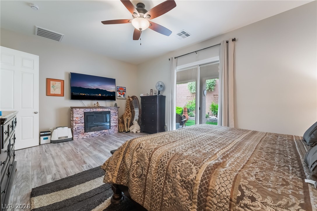 8651 Loretta Bay Street Las Vegas NV 89178