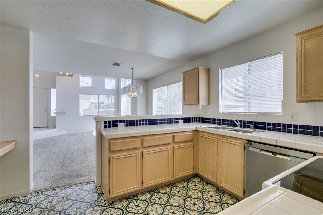 8012 Divine Drive Las Vegas NV 89128