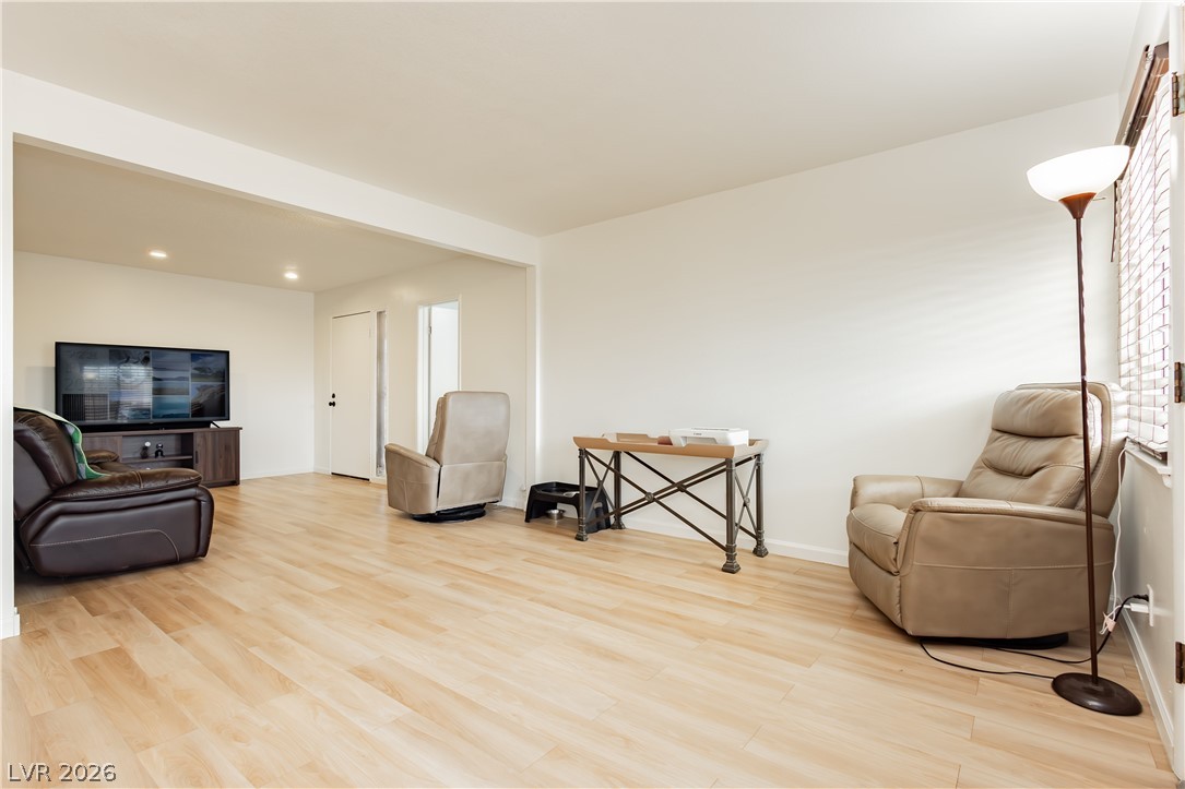 5128 Doe Avenue Las Vegas NV 89146