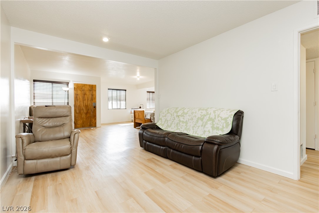 5128 Doe Avenue Las Vegas NV 89146