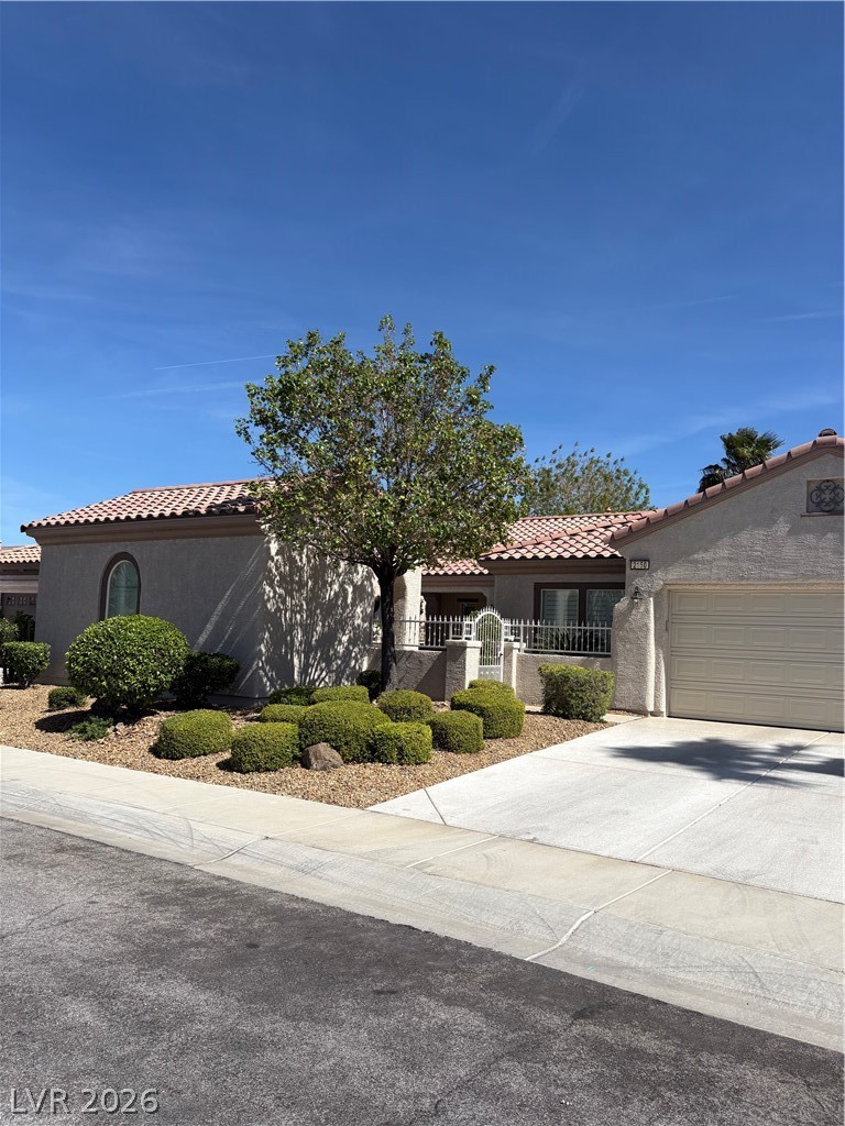 2150 Clearwater Lake Drive Henderson NV 89044