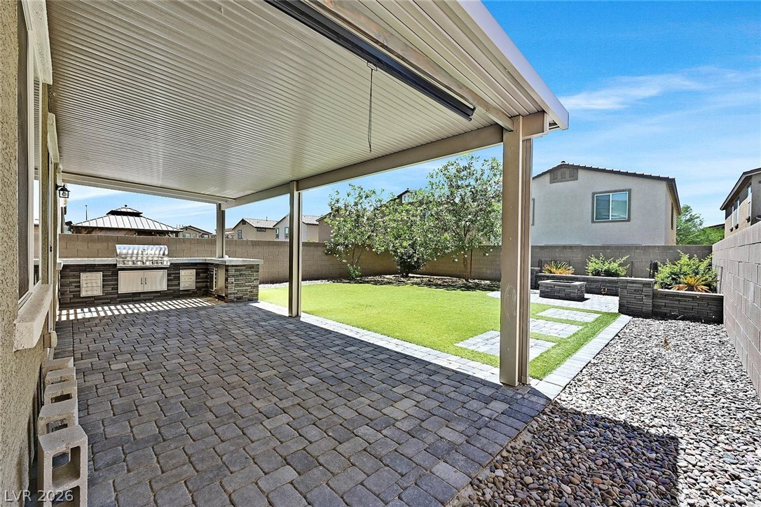 4519 Solitude Falls Avenue North Las Vegas NV 89084