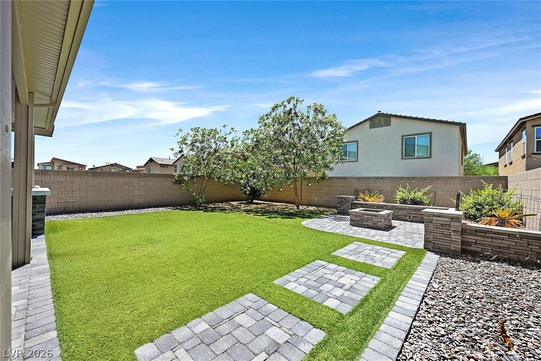 4519 Solitude Falls Avenue North Las Vegas NV 89084