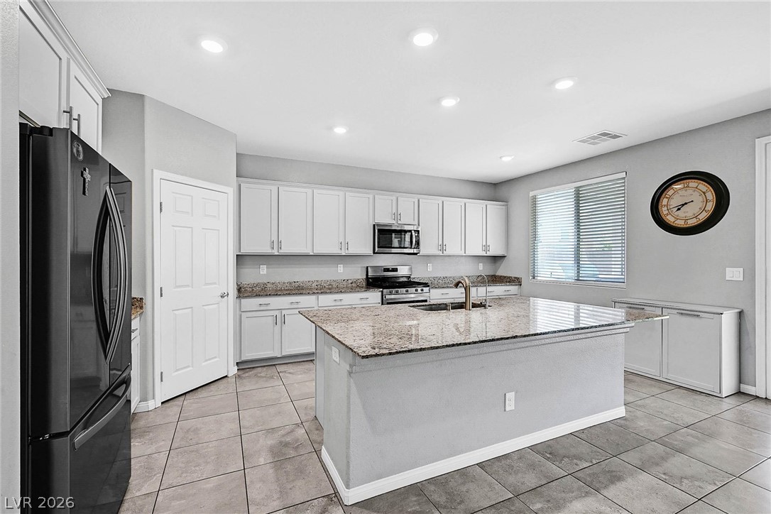 4519 Solitude Falls Avenue North Las Vegas NV 89084