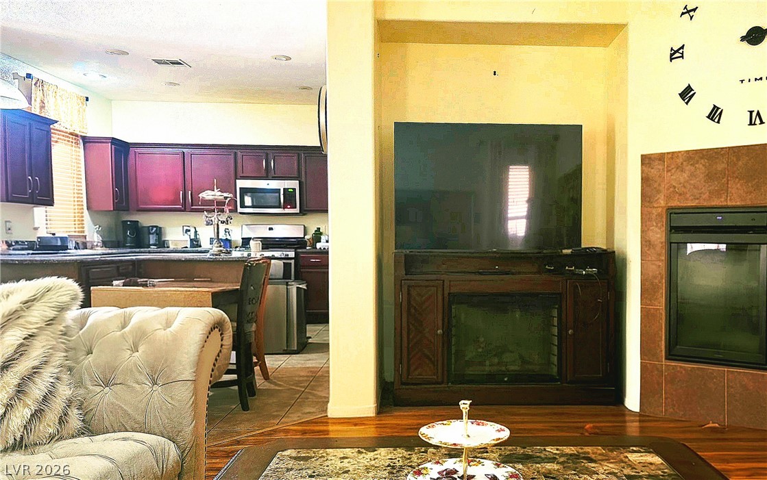5087 Caprock Canyon Avenue Las Vegas NV 89139
