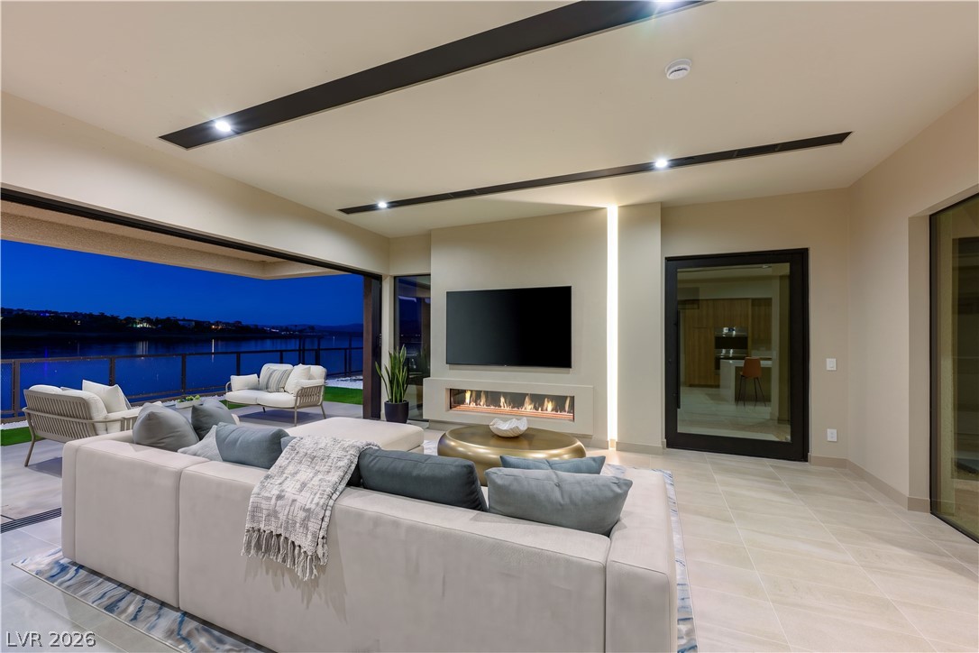 60 Lakefront Drive Henderson NV 89011