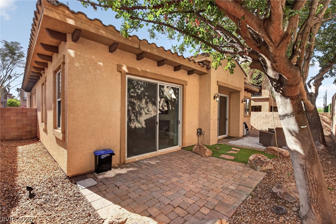 1020 Via Gallia Street Henderson NV 89011