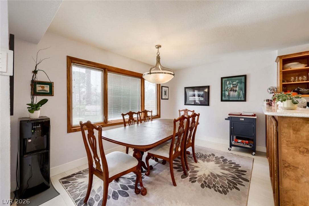2951 Pinehurst Drive Las Vegas NV 89109