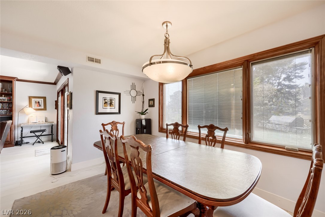 2951 Pinehurst Drive Las Vegas NV 89109