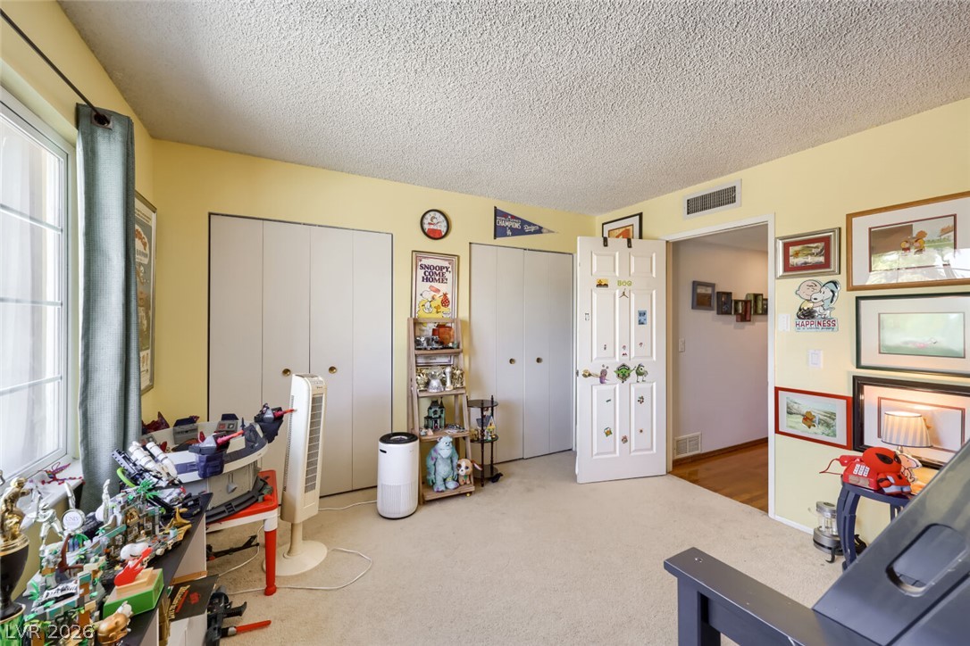 2951 Pinehurst Drive Las Vegas NV 89109