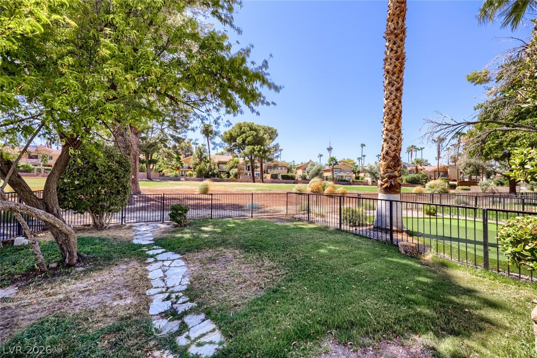 2951 Pinehurst Drive Las Vegas NV 89109