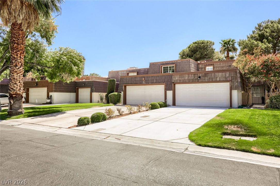 2951 Pinehurst Drive Las Vegas NV 89109