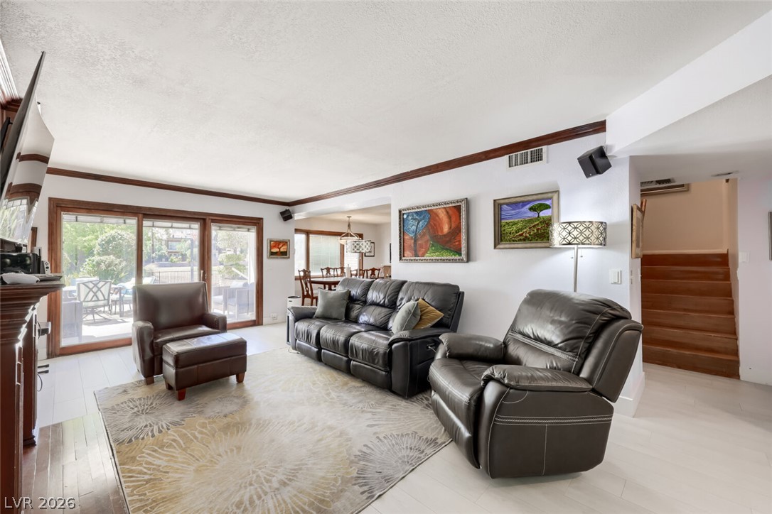 2951 Pinehurst Drive Las Vegas NV 89109