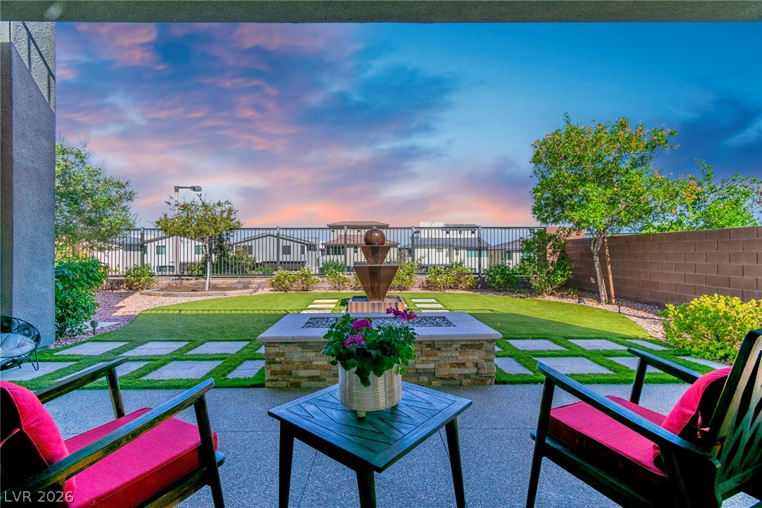 6194 Amber View Street Las Vegas NV 89135