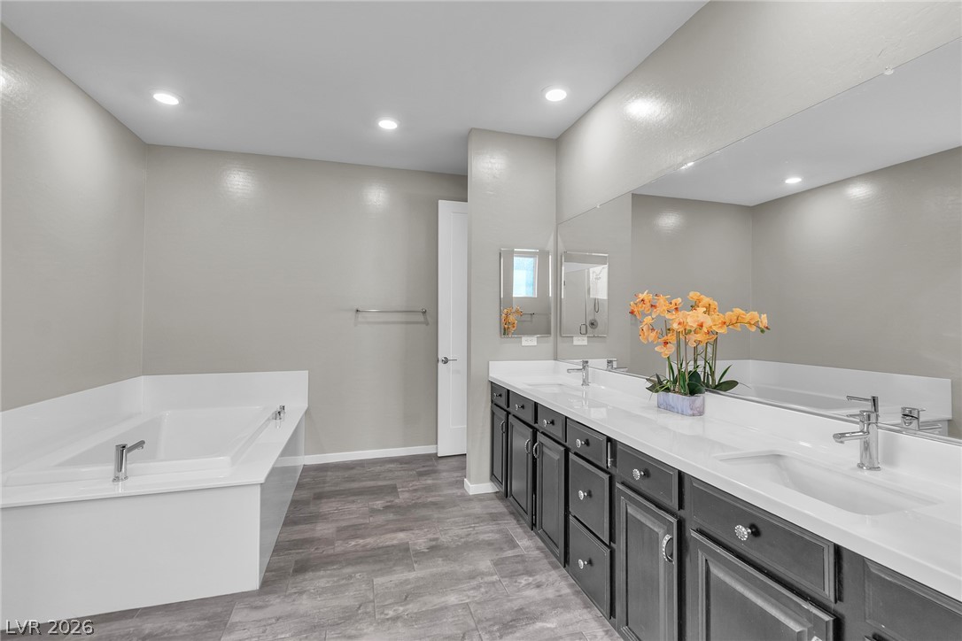 6194 Amber View Street Las Vegas NV 89135
