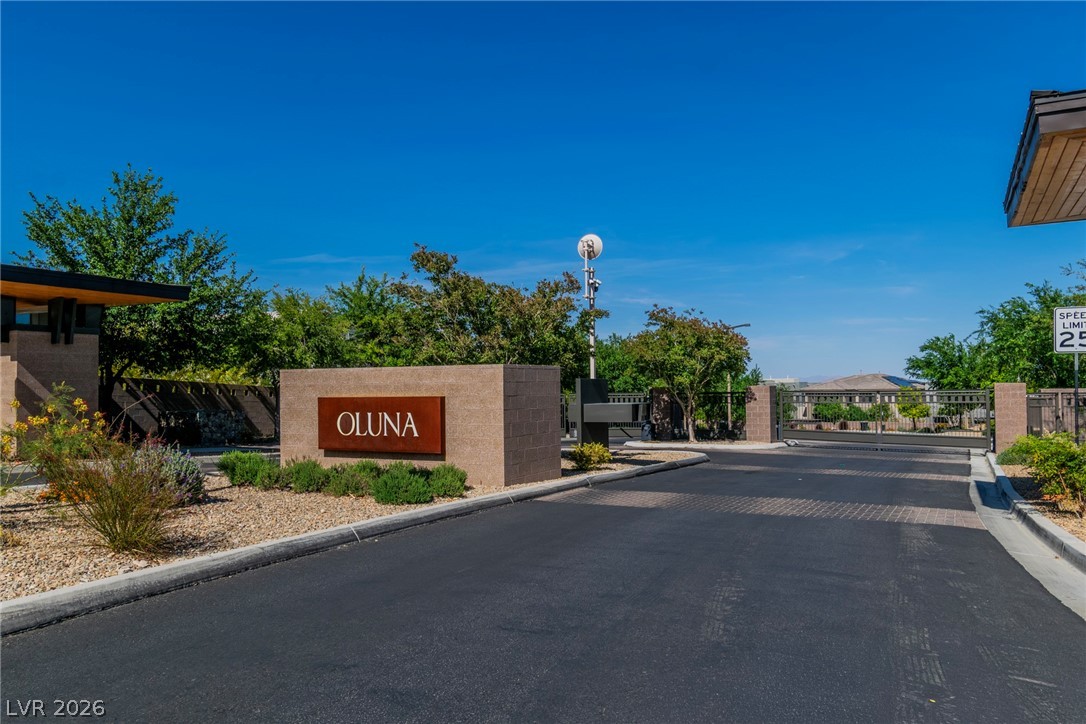 6194 Amber View Street Las Vegas NV 89135