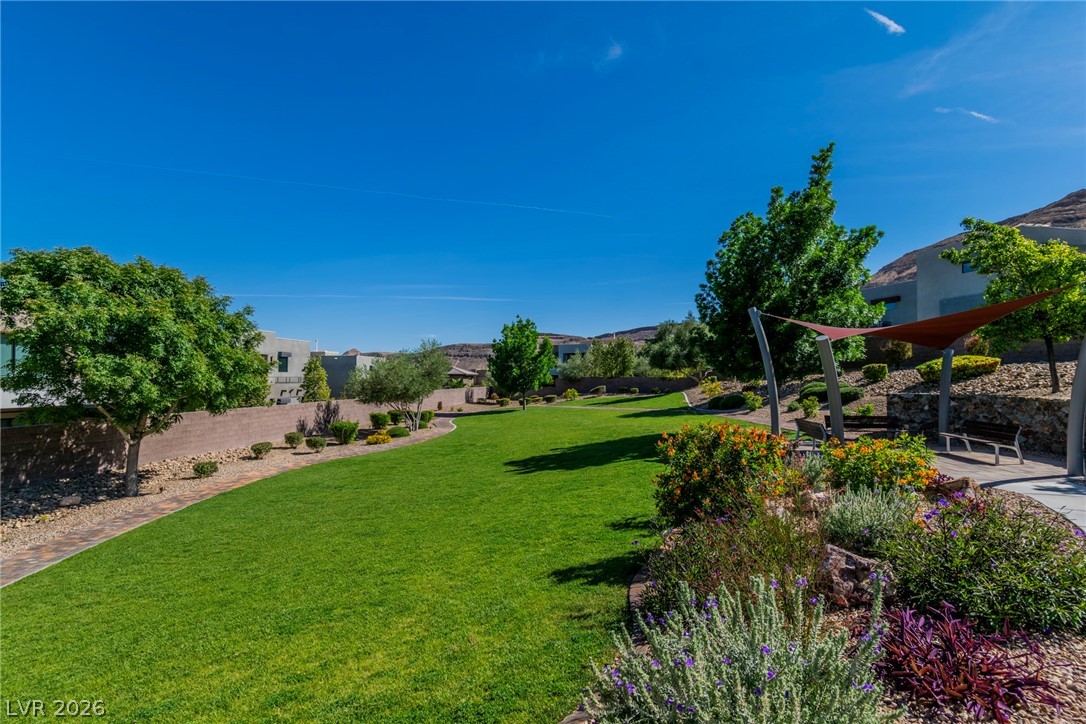 6194 Amber View Street Las Vegas NV 89135