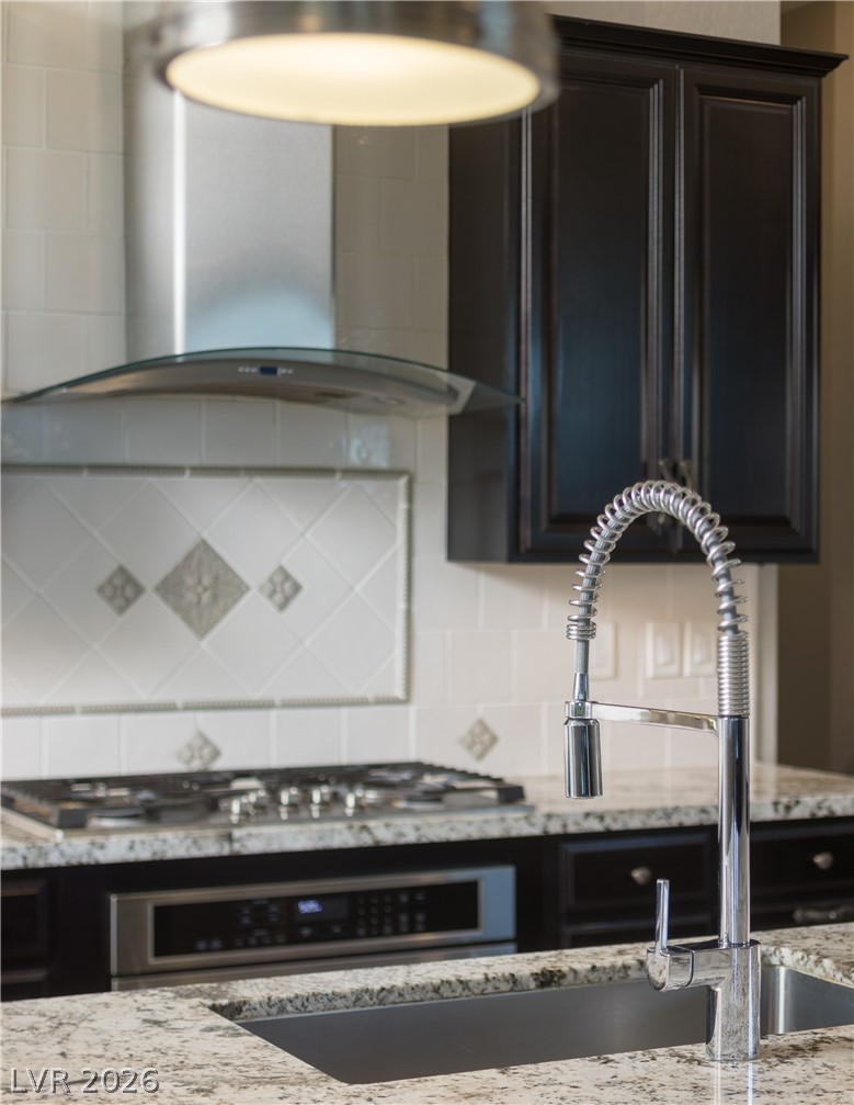 6194 Amber View Street Las Vegas NV 89135