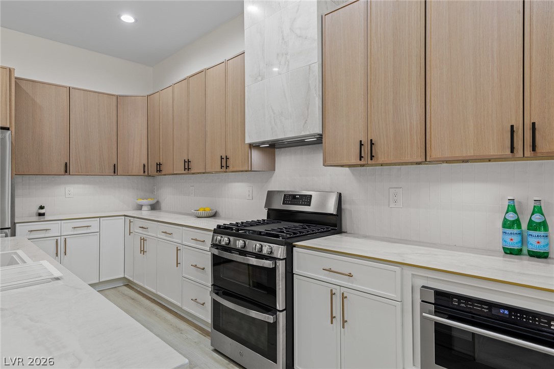 17 Winding Road Henderson NV 89052