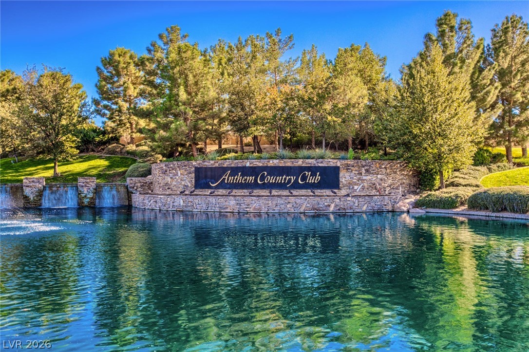 17 Winding Road Henderson NV 89052