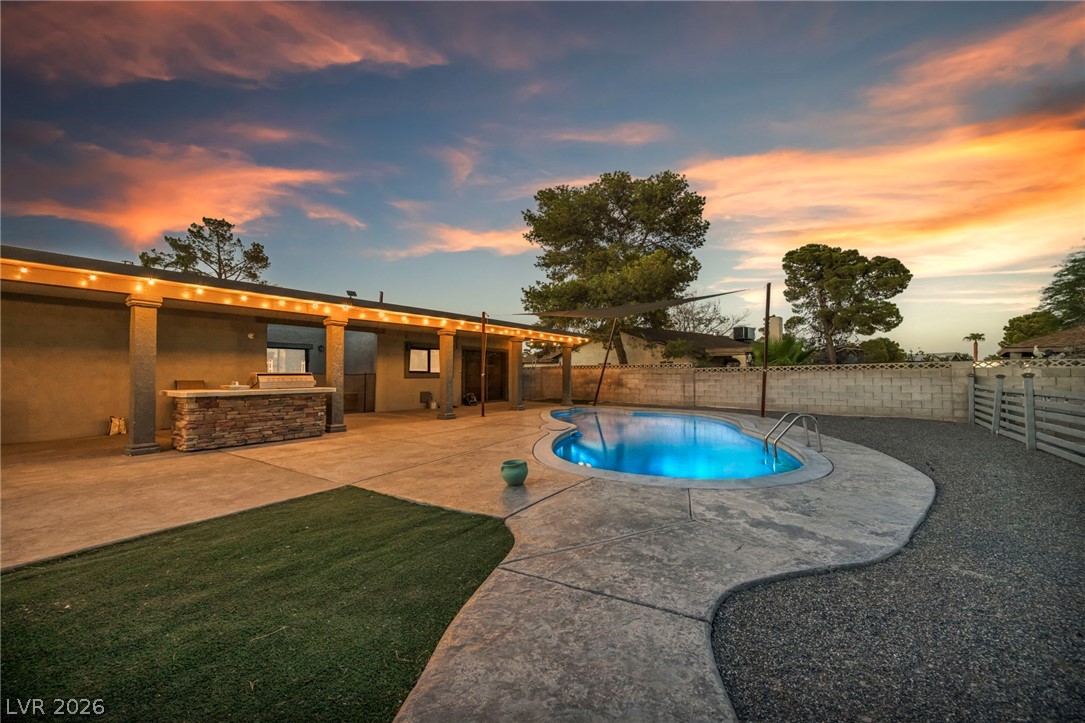 5505 Avenida Vaquero Las Vegas NV 89108